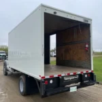 2016 Ford F550 Van Truck full